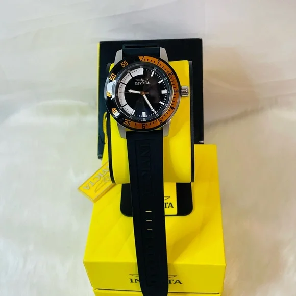 New Invicta Men’s Watch 45mm - Picture 8 of 10